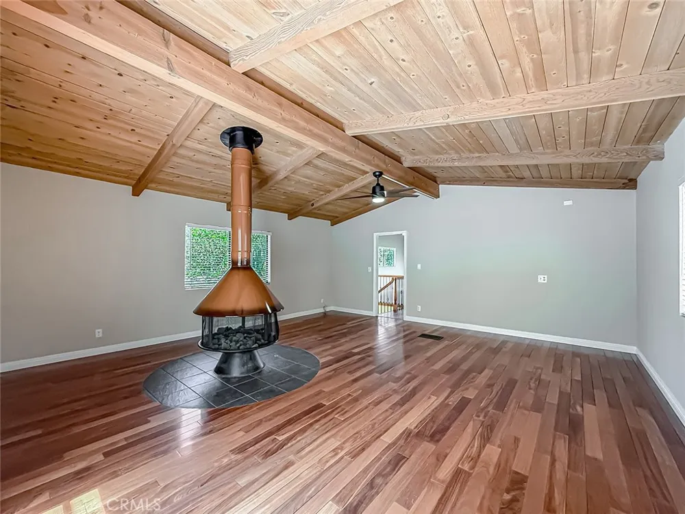 1496 Kathleen Drive Newbury Park, CA 91320