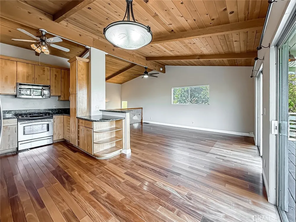 1496 Kathleen Drive Newbury Park, CA 91320