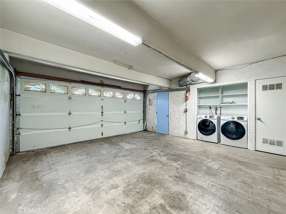 1496 Kathleen Drive Newbury Park, CA 91320