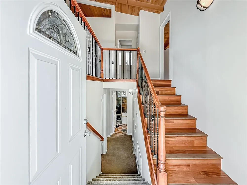 1496 Kathleen Drive Newbury Park, CA 91320