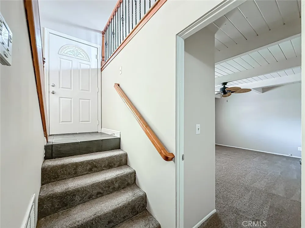 1496 Kathleen Drive Newbury Park, CA 91320