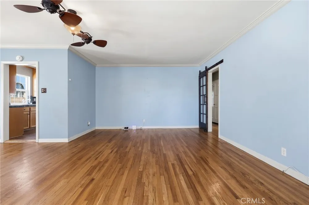 11957 Collins Street Valley Village, CA 91607