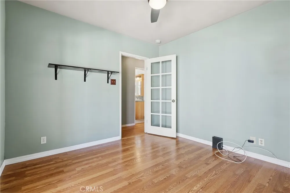 11957 Collins Street Valley Village, CA 91607