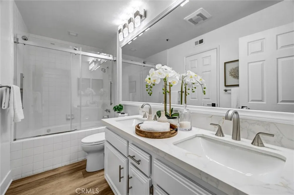 230 Lille #102 Newport Beach, CA 92663