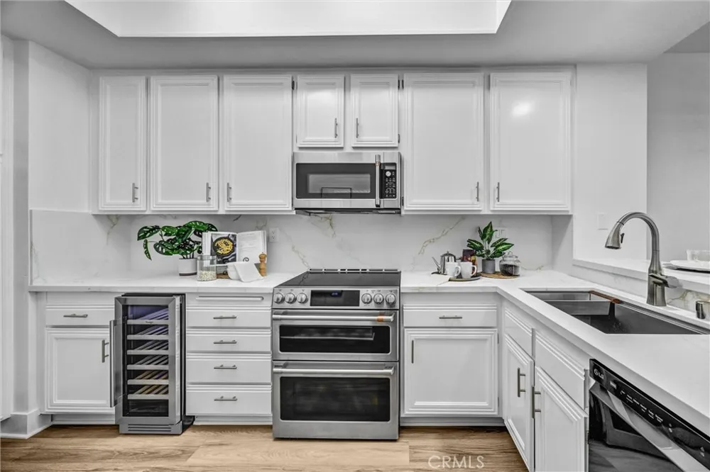 230 Lille #102 Newport Beach, CA 92663