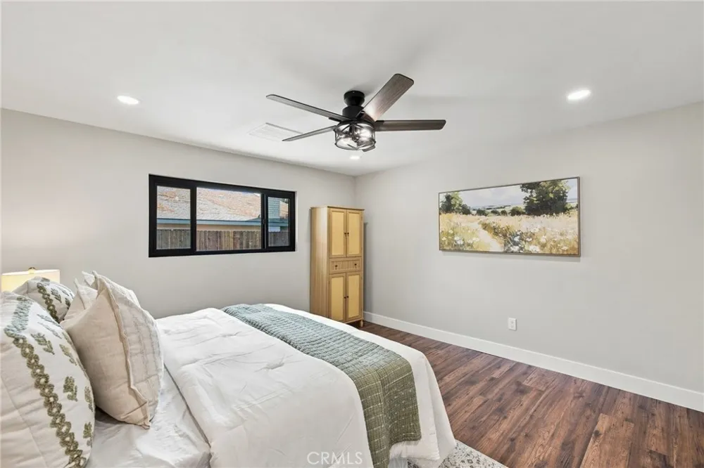 6805 Saddleback Bakersfield, CA 93309