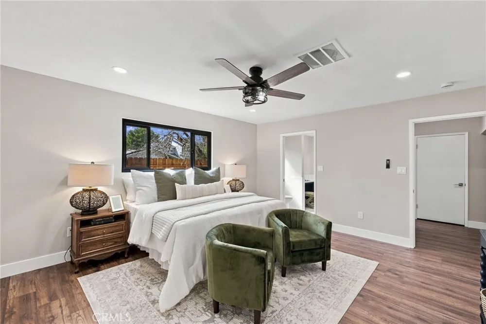 6805 Saddleback Bakersfield, CA 93309