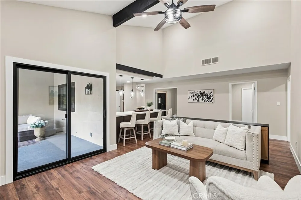 6805 Saddleback Bakersfield, CA 93309