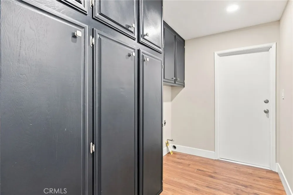 6805 Saddleback Bakersfield, CA 93309
