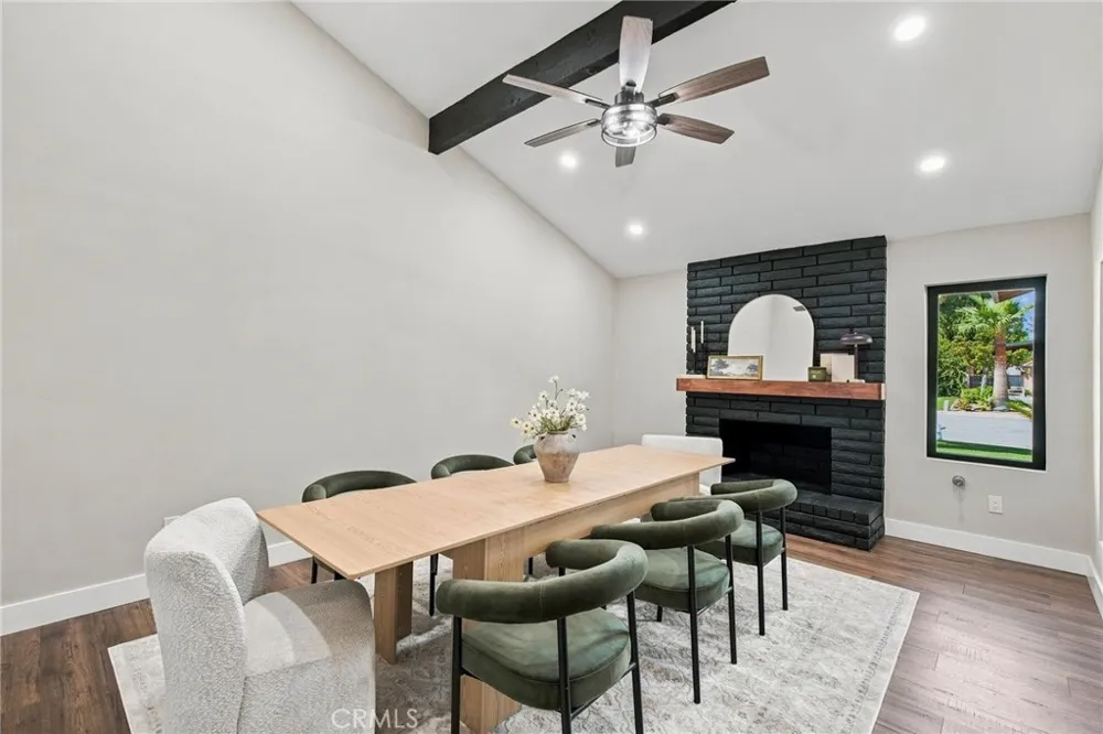 6805 Saddleback Bakersfield, CA 93309