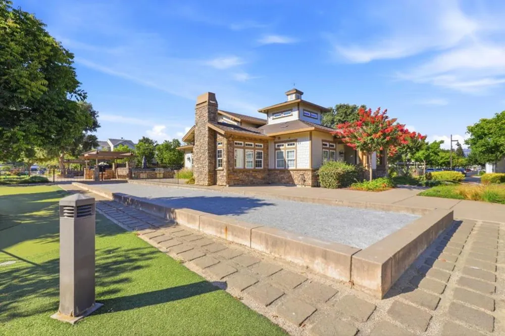 143 Sapphire Lane Morgan Hill, CA 95037