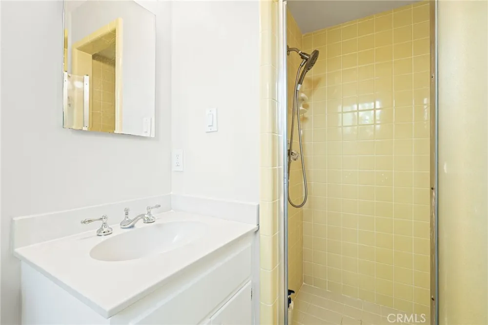 240 Los Felicas Walnut Creek, CA 94598