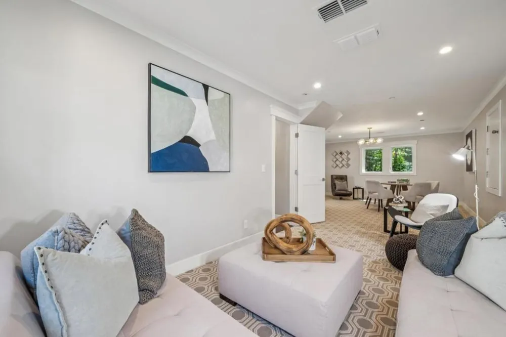 818 Crossway Road Burlingame, CA 94010