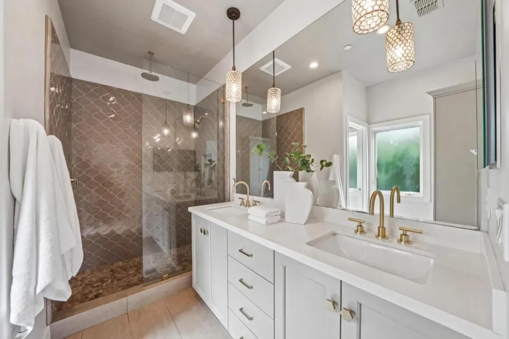 818 Crossway Road Burlingame, CA 94010