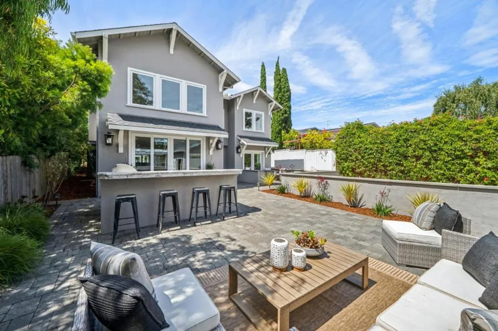 818 Crossway Road Burlingame, CA 94010