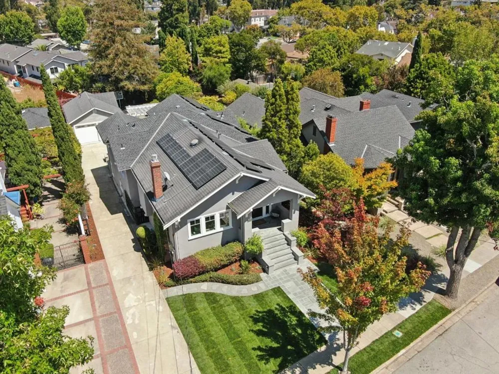 818 Crossway Road Burlingame, CA 94010