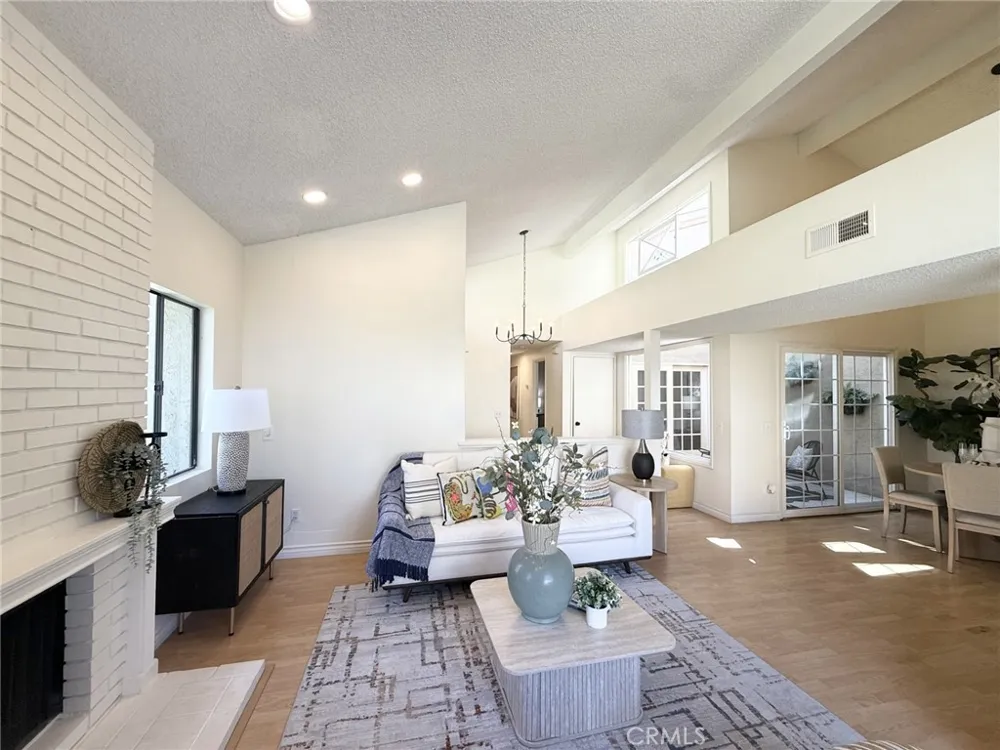 451 Corte Rojo Upland, CA 91786