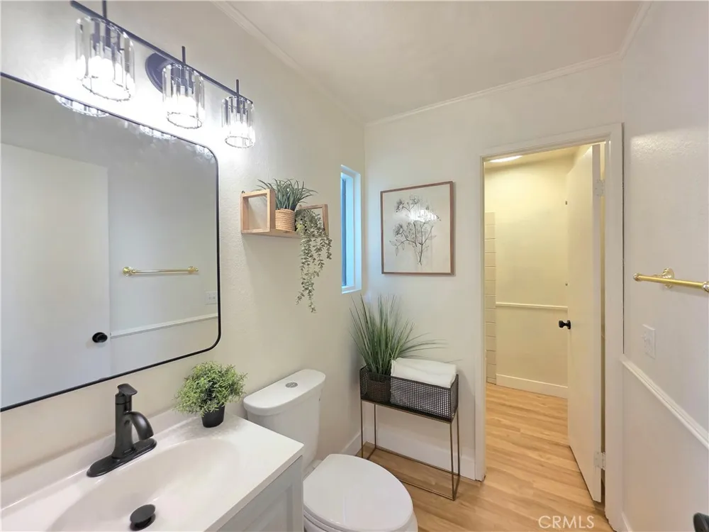 451 Corte Rojo Upland, CA 91786