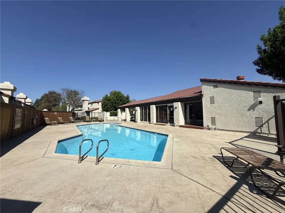 451 Corte Rojo Upland, CA 91786