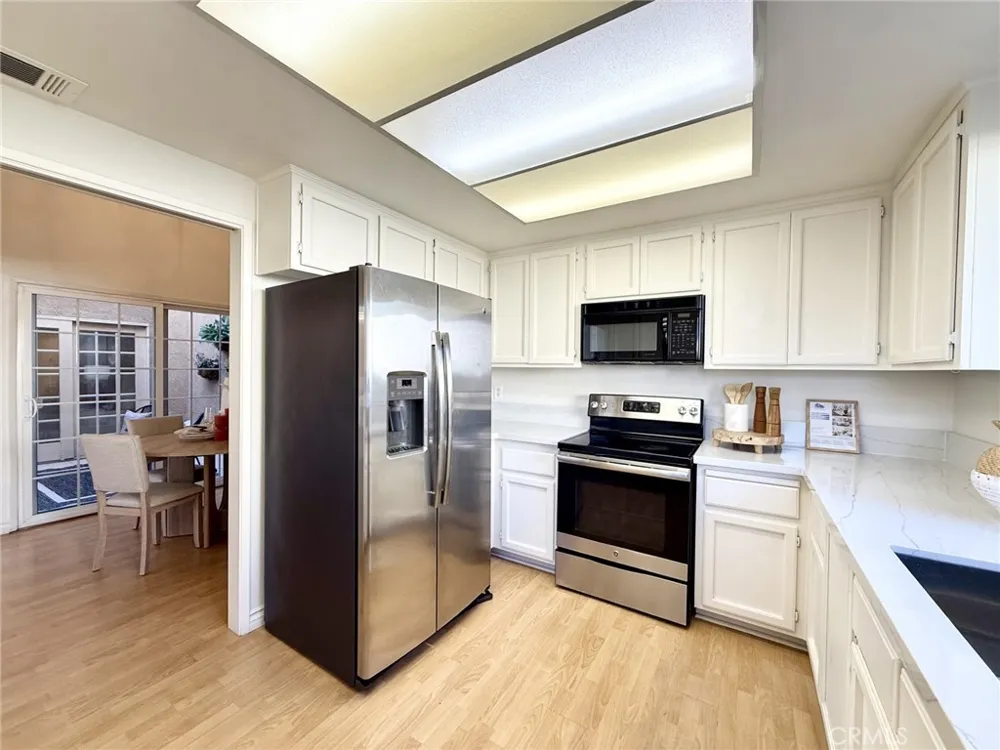 451 Corte Rojo Upland, CA 91786