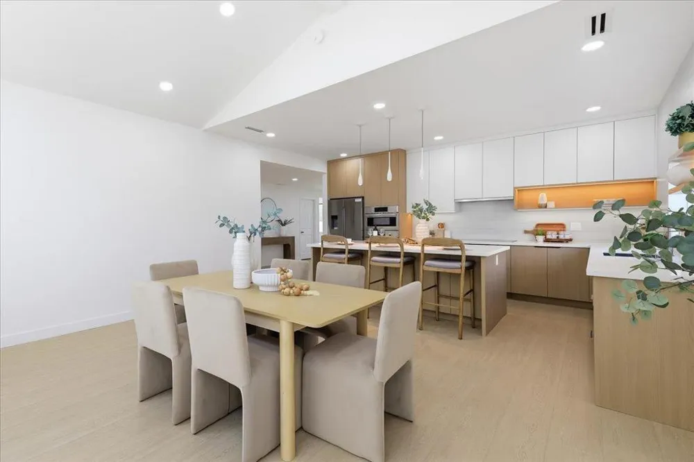 2611 Monticello Santa Clara, CA 95051