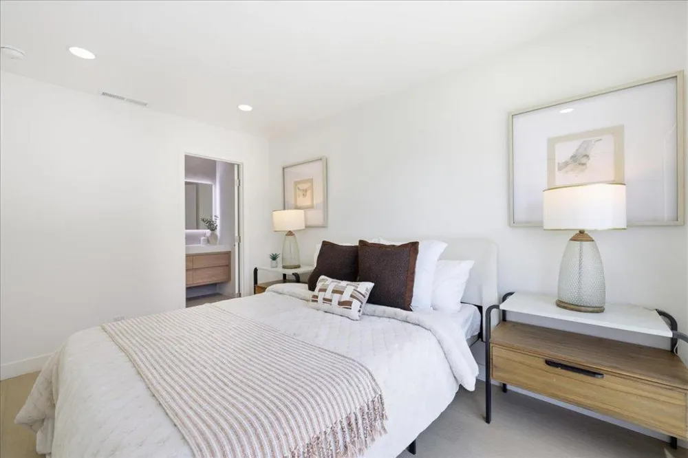 2611 Monticello Santa Clara, CA 95051