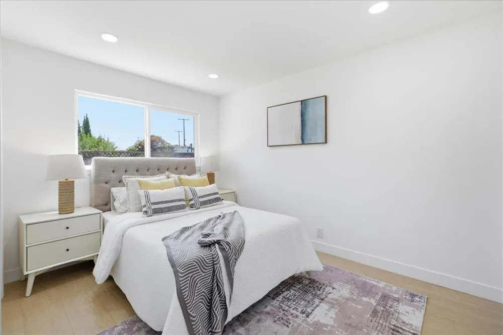 2611 Monticello Santa Clara, CA 95051