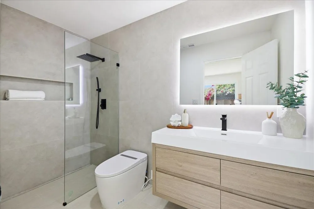 2611 Monticello Santa Clara, CA 95051