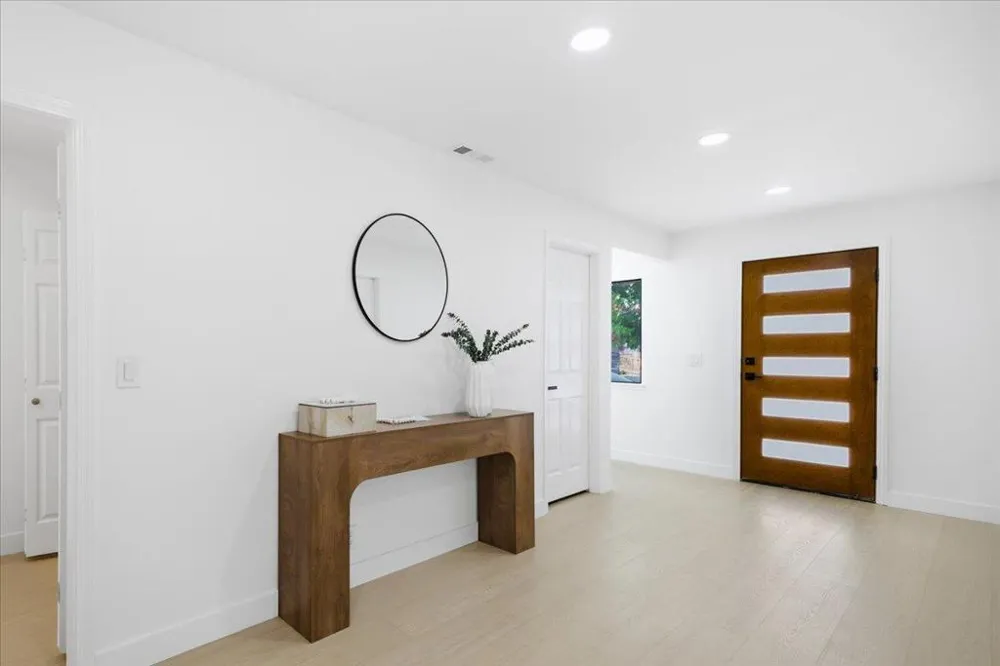 2611 Monticello Santa Clara, CA 95051