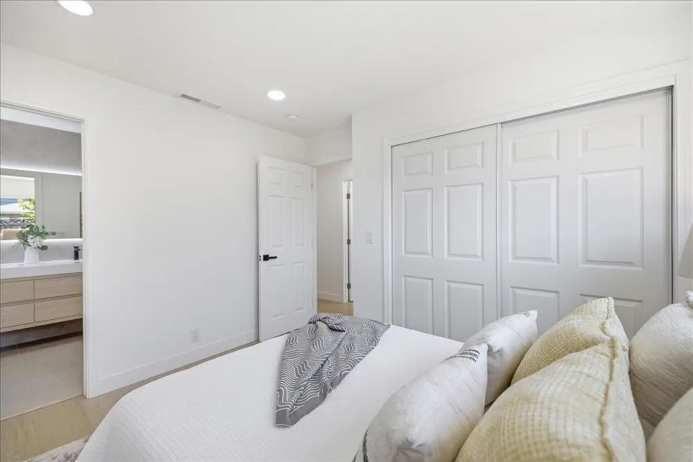 2611 Monticello Santa Clara, CA 95051