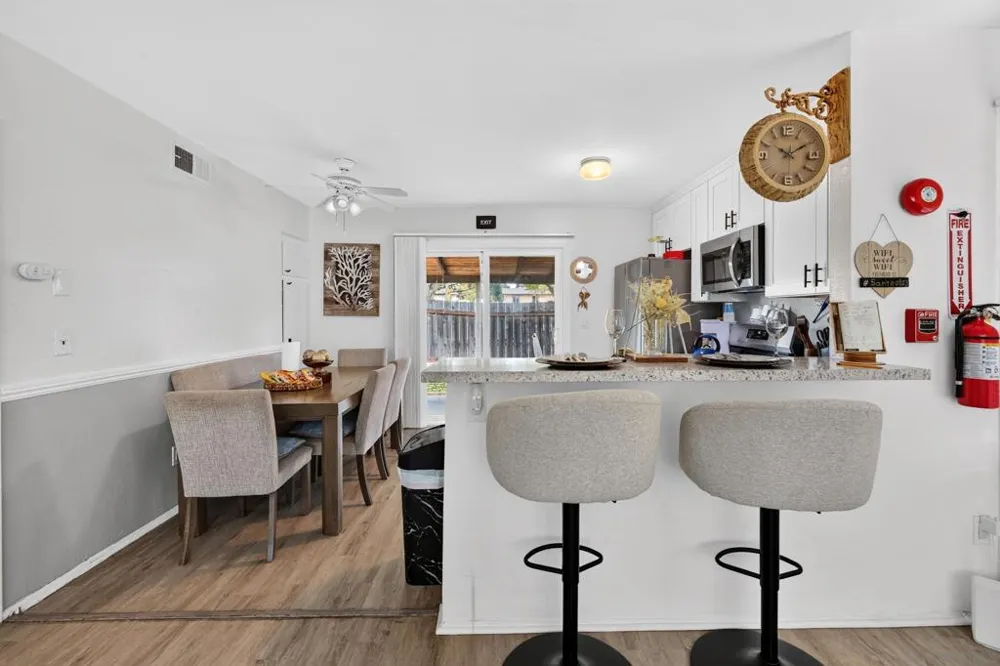 9941 Woodpark Santee, CA 92071