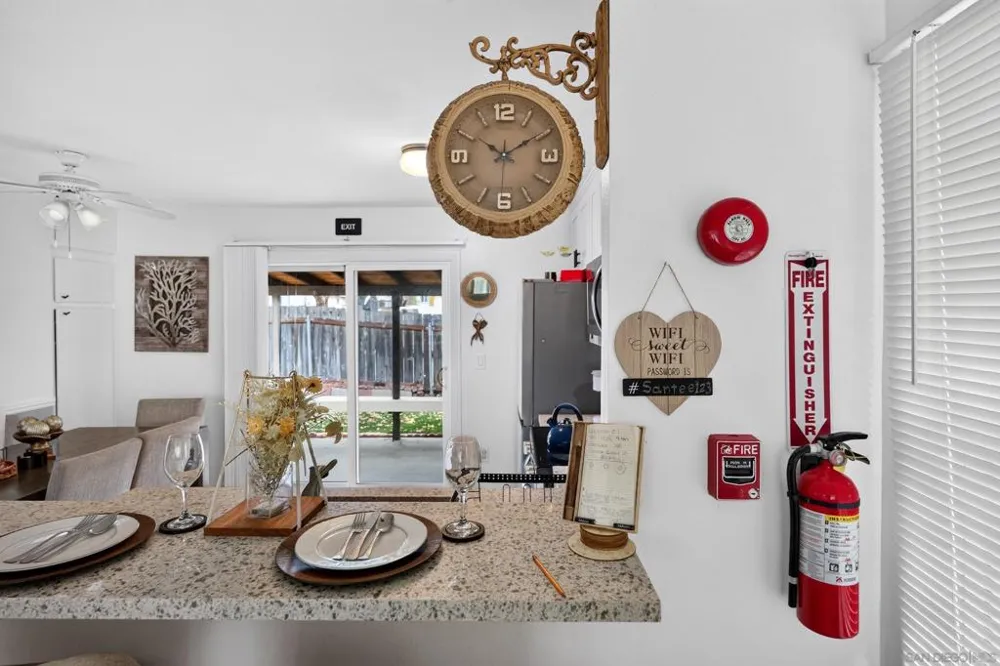9941 Woodpark Santee, CA 92071