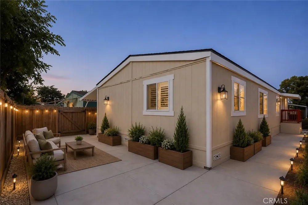 7051 Ellis Avenue #40 Huntington Beach, CA 92648