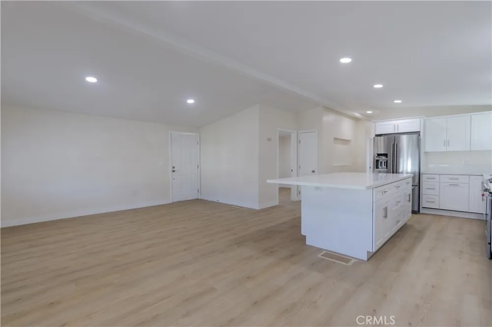 7051 Ellis Avenue #40 Huntington Beach, CA 92648