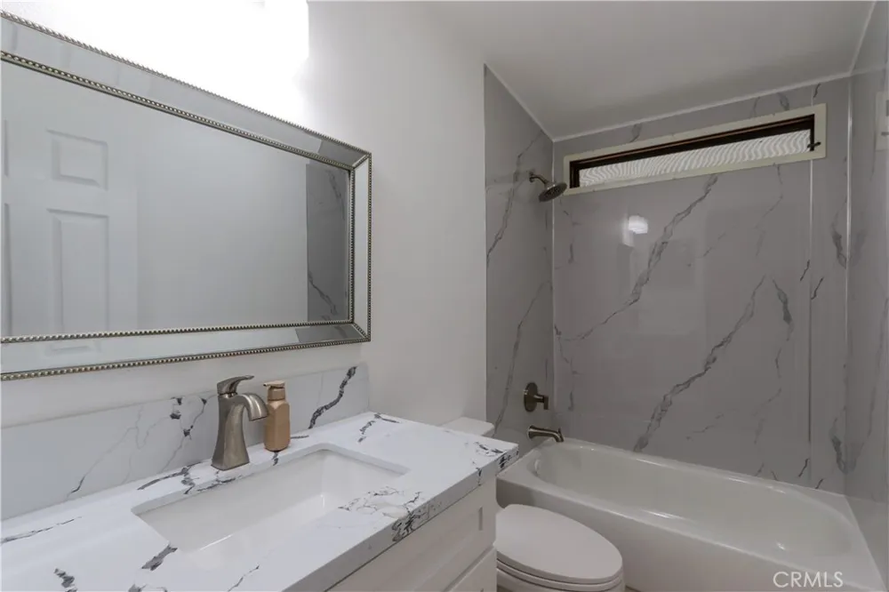 7051 Ellis Avenue #40 Huntington Beach, CA 92648