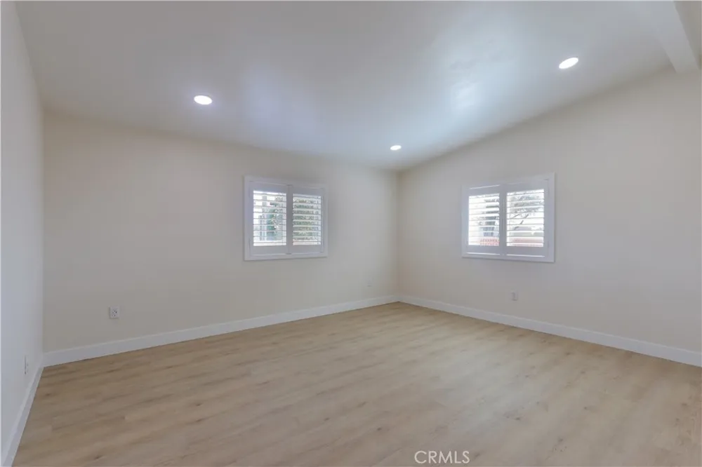 7051 Ellis Avenue #40 Huntington Beach, CA 92648