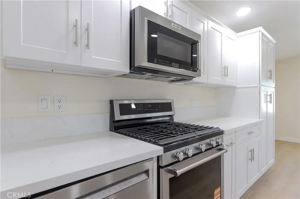 7051 Ellis Avenue #40 Huntington Beach, CA 92648