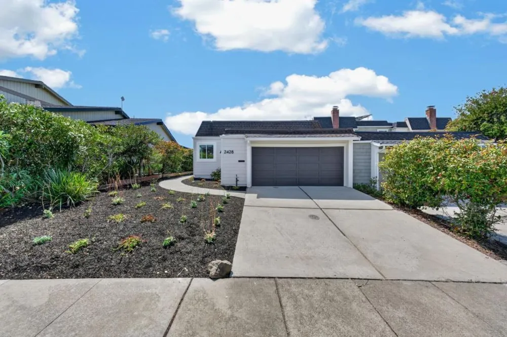 2428 Hastings Drive Belmont, CA 94002