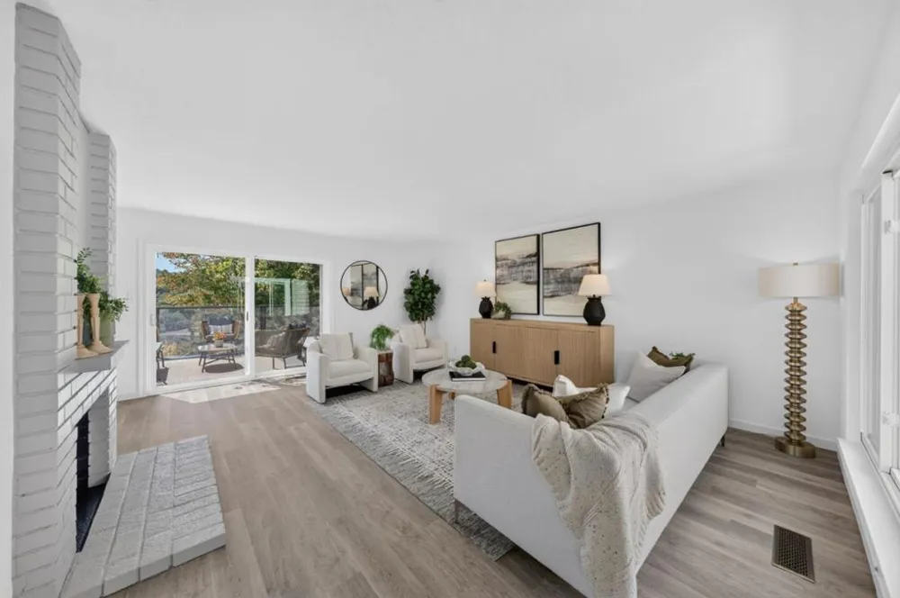 2428 Hastings Drive Belmont, CA 94002