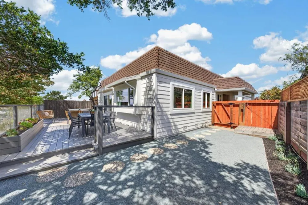 2428 Hastings Drive Belmont, CA 94002