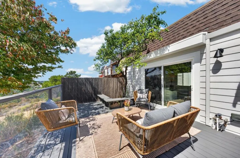 2428 Hastings Drive Belmont, CA 94002