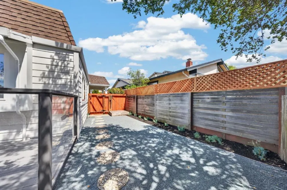 2428 Hastings Drive Belmont, CA 94002