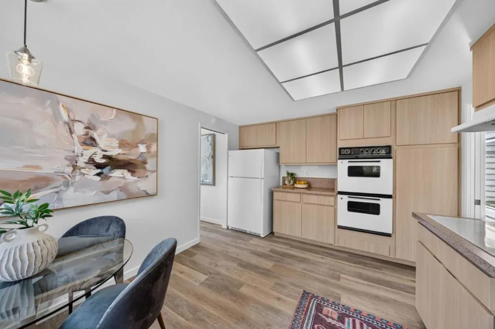 2428 Hastings Drive Belmont, CA 94002