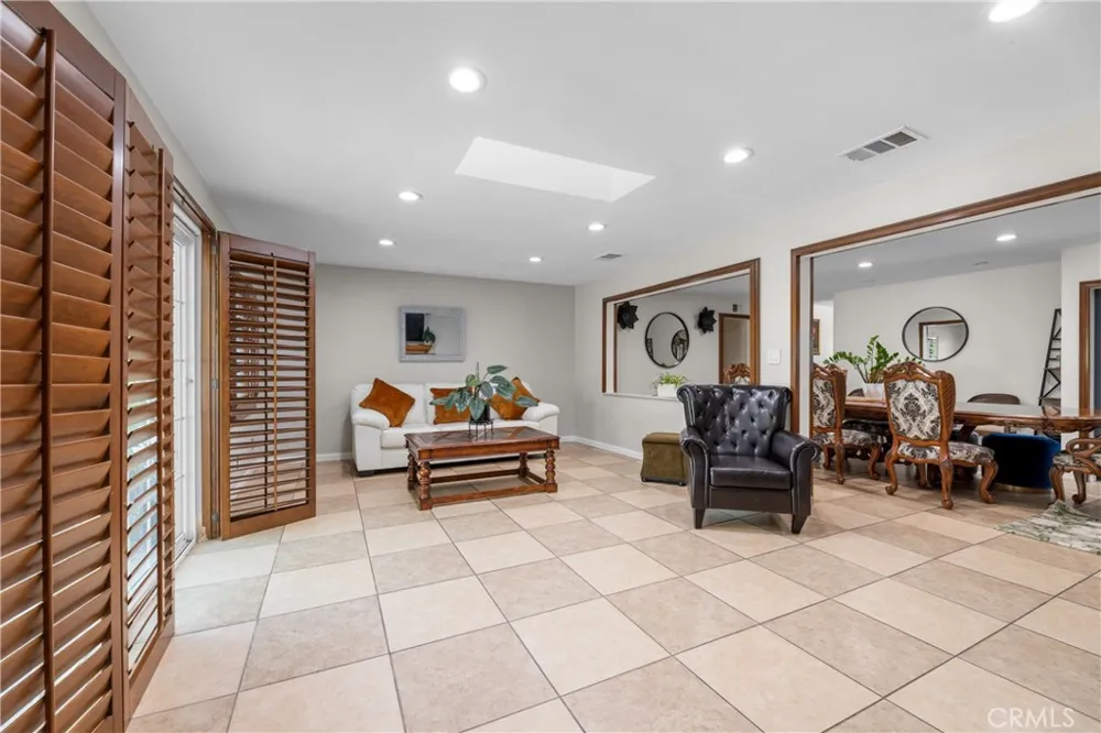 438 Cabana La Puente, CA 91744