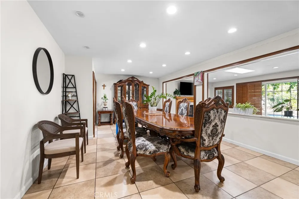 438 Cabana La Puente, CA 91744