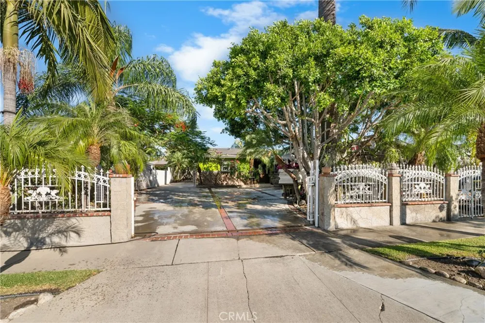 438 Cabana La Puente, CA 91744