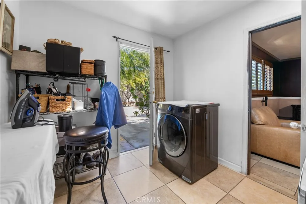 438 Cabana La Puente, CA 91744