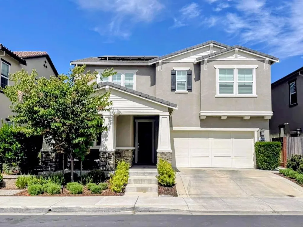 1601 Castlewood Place Gilroy, CA 95020
