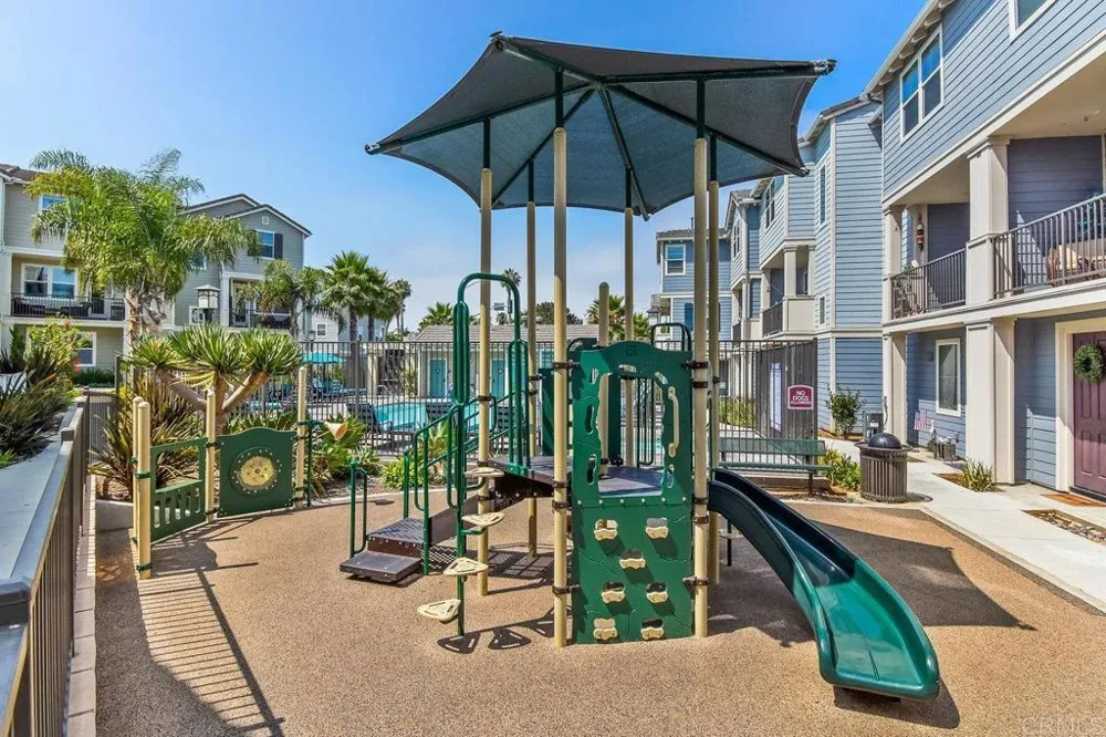 525 Sandpiper Way Imperial Beach, CA 91932