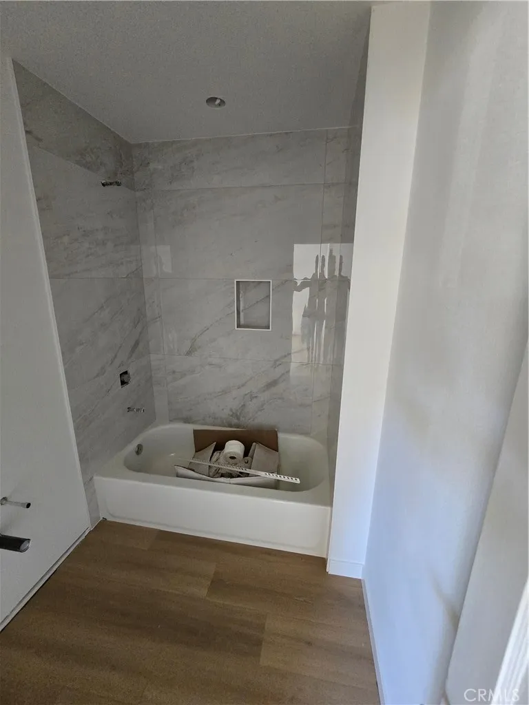 687 Glassell Orange, CA 92867
